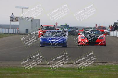 media/Jan-18-2026-CalClub SCCA (Sun) [[8bc6468723]]/Group 5 Race/Turn 1/